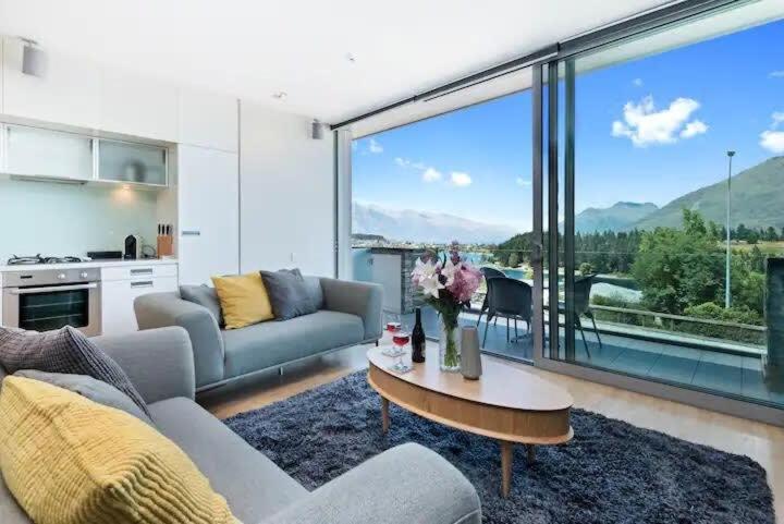 Luxury Lake View - 1 Bedroom Квінстаун Екстер'єр фото